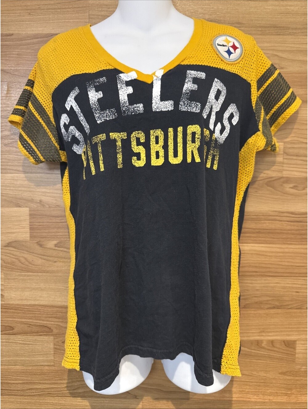 G-III Pittsburgh Steelers Women’s Large NFL Shirt Mesh Embroidered Patch